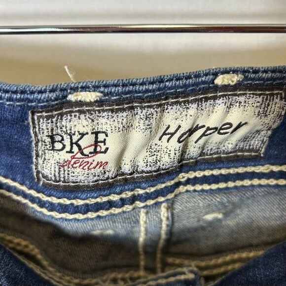 BKE Harper Blue Medium Wash Stretch Mid-Rise Cropped Cuffed Jeans Size 31 (US L) - Picture 5 of 15